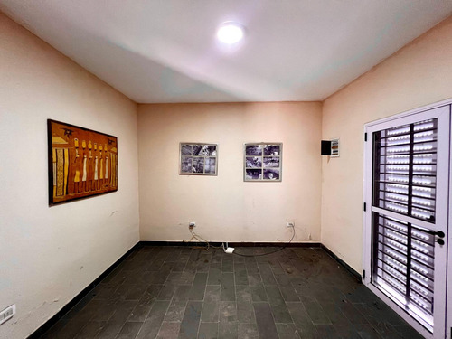 Casa - Trea Ambientes - Mariano Acosta, Bario Boreal