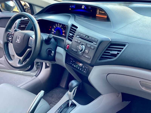 Imagem 11 de 15 de Honda Civic Lxs 1.8 16v Flex Automatico 2015