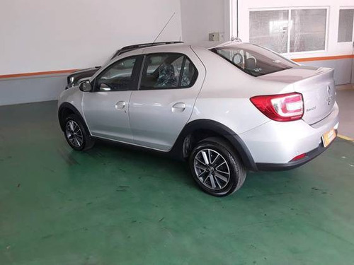 Imagem 4 de 10 de Renault Logan 1.6 16v Sce Flex Iconic X-tronic