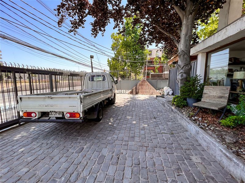 Local Comercial En Venta En Vitacura