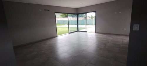 Casa En Venta Con Pileta Vistalba Lujan De Cuyo