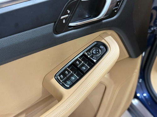 Porsche Macan MACAN 2.0 TURBO