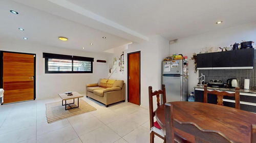 Dúplex En Venta - 2 Dormitorios 1 Baño - Manuel B. Gonnet