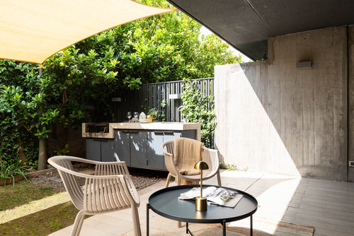 Oportunidad:moderno, Luminoso,seminuevo Con Patio Y 2 Suites