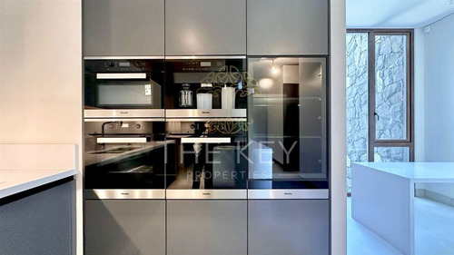 Departamento En Venta De 3 Dorm. En Las Condes