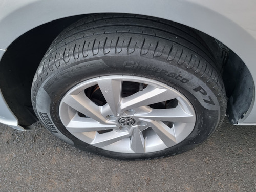 Volkswagen Voyage 1.6 16v Msi Aut. 4p
