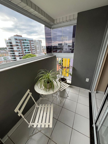 Apartamento Mobiliado Com 3 Quartos Com Suíte E Varanda Na Ponta Verde Rua Deputado José Lages