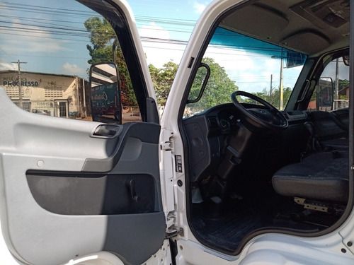 Mercerdes Benz Accelo 816