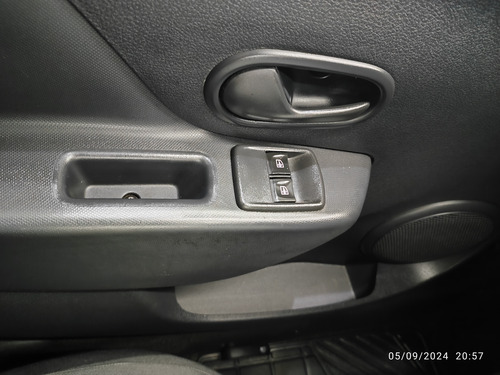 Renault Sandero 1.0 Life 12v 5p