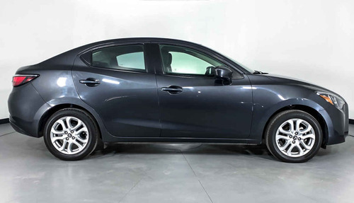 Imagen 6 de 15 de 29306 - Toyota Yaris 2017 Con Garantía