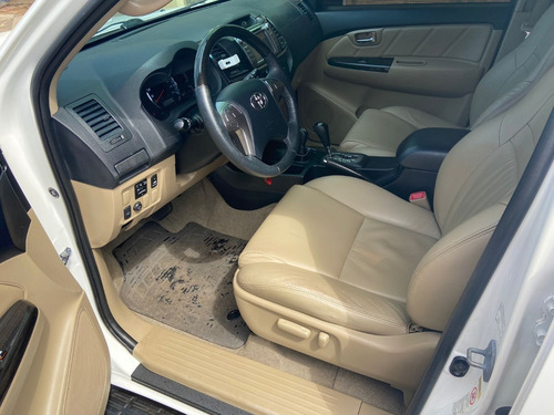 Imagem 6 de 14 de Toyota Hilux Sw4 Svr