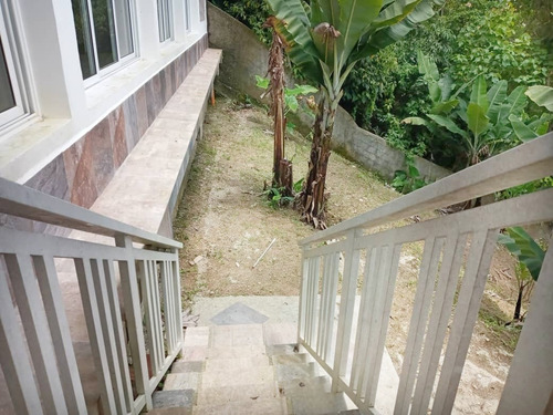Imagen 19 de 23 de Casa Quinta San Antonio De Los Altos Century 21 Plaza Francia 04125033903 Sz