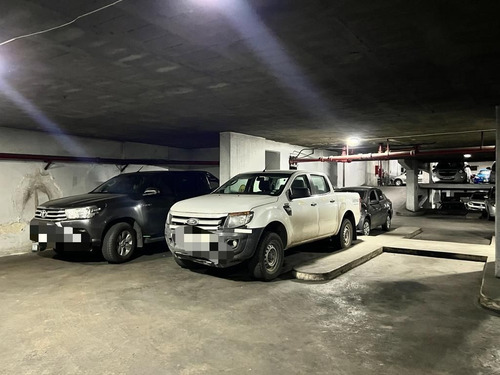 Imagen 8 de 9 de Cochera En Venta En Centro