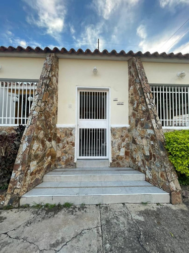 Casa En Venta - Cagua, Corinsa