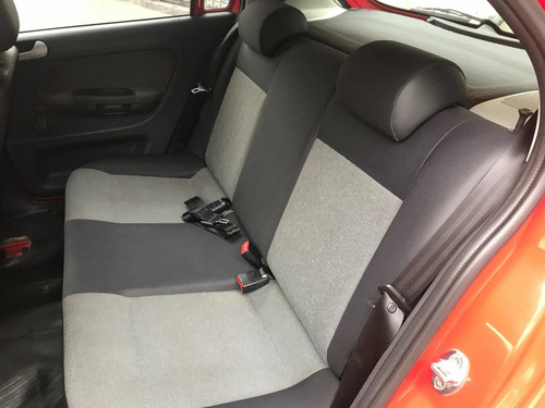 Imagen 8 de 11 de Volkswagen Gol Trend 2013 1.6 Pack Ii 101cv