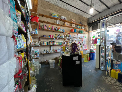Local Comercial A La Venta En Sarandi