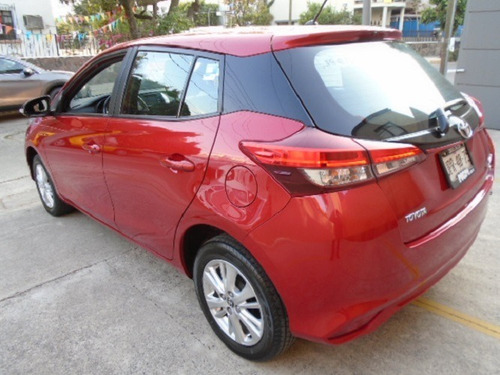 Toyota Yaris S Hb 2018 45,000 Kms Con Garantia Extendida