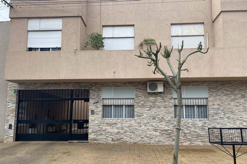 Departamento En Venta,excelente Ubicación Y Estado De Conser