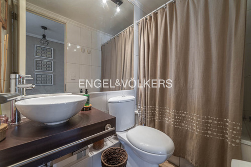 Vende Departamento 3d / Metro Monseñor Eyzaguirre