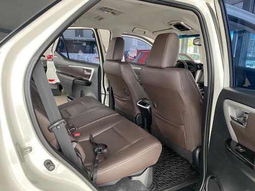 Imagem 11 de 15 de Marca: Toyota Modelo: Hilux Sw4 Srx