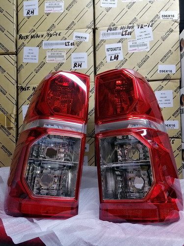 Faro Posterior Toyota Hilux Vigo 