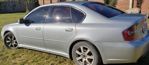 Imagen 7 de 8 de Subaru Legacy 2.0
