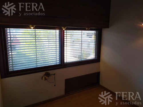 Imagen 15 de 30 de Venta De Casa De 4 Ambientes Con Cochera, Jardin Y Patio Con Parrilla En Wilde (28232)