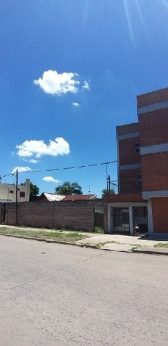 Imagen 3 de 6 de Terreno 10x30 Sobre Asfalto A Minutos Del Centro!