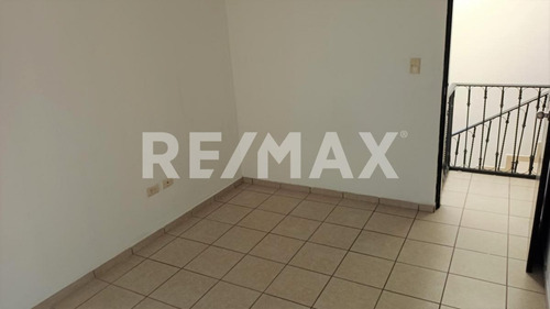 Imagen 22 de 29 de Casa En Renta En Barrio De Analco - (2)