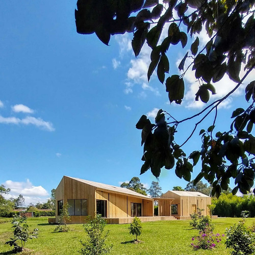 Diseño Y Construcción De Casas De Madera