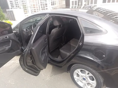 Ford Fiesta 1.6 Hatchback Se