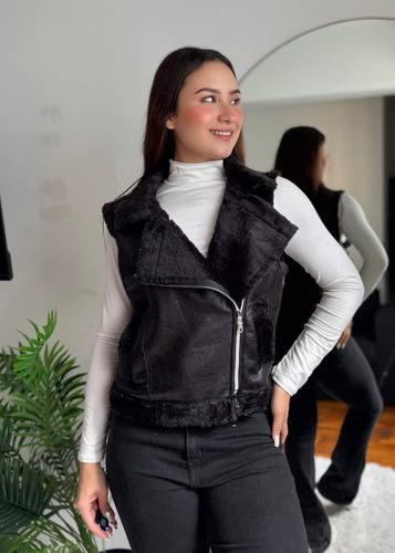 Chaleco Gamulan Cuerina Gamuzada Cruzado Con Corderito