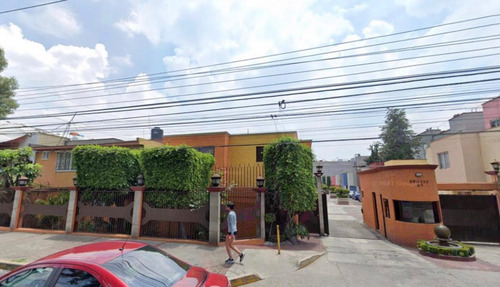 Casa En Venta En Calz De Las Brujas 85, Coapa, Equipamiento Plaza Coapa, Ciudad De México, 144 Ajrj