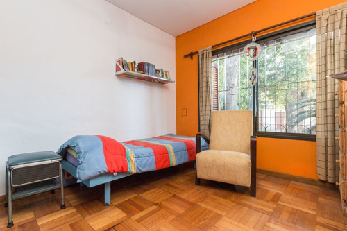 Imagen 8 de 23 de Casa 4 Amb C/garage P/2 Autos. Jardin C/parrilla