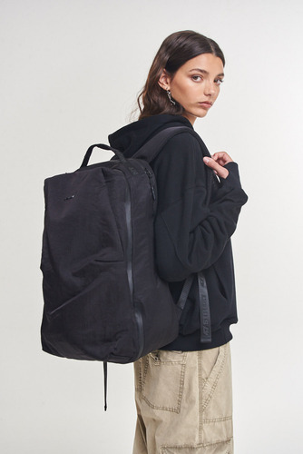 Mochila Net De Nylon 47 Street Color Negro