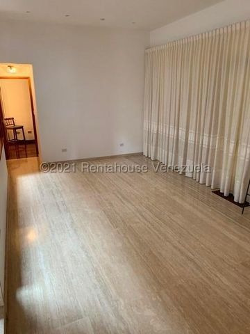 Imagen 2 de 16 de Casa En Venta En La Lagunita 21-22750 Caro Fermoso 0424-2083128