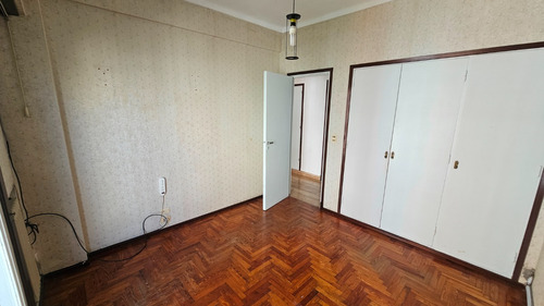 En Alquiler 24 Meses. Departamento De 4 Ambientes Con Baulera. Plaza Mitre.