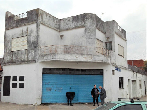 Imagen 3 de 4 de Venta Ph 3 Amb. P.b C/cochera-1er. Piso C/tza Ppia V.lugano-