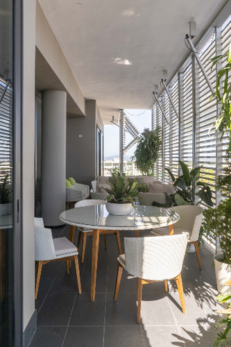 Moderno Proyecto Ubicado En Piantini