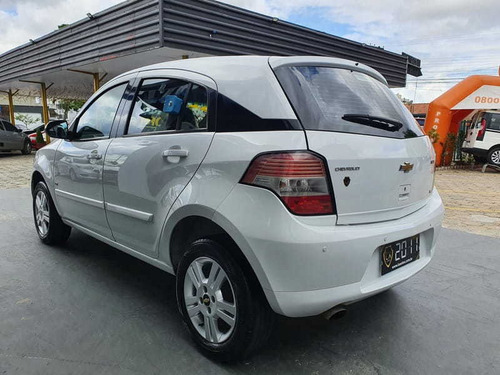 Imagem 8 de 12 de Chevrolet Agile Ltz 2011