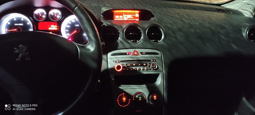 Peugeot 308 1.6 Active 2014