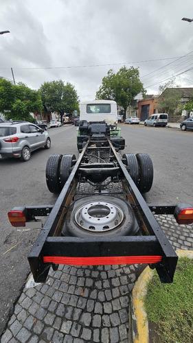 Volkswagen 13-180 Chasis Año 2009