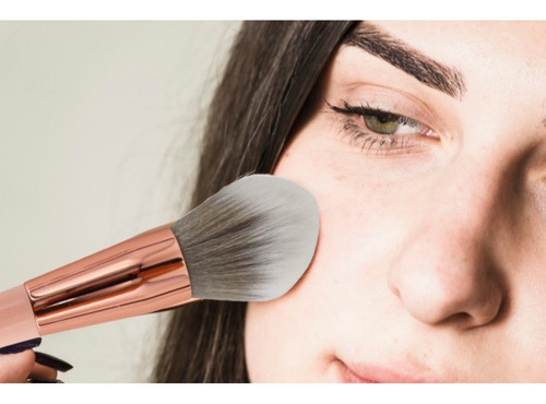 Imagen 4 de 8 de Brocha Elly Fashion Para Polvo Suelto Y Traslucido X 1 Und