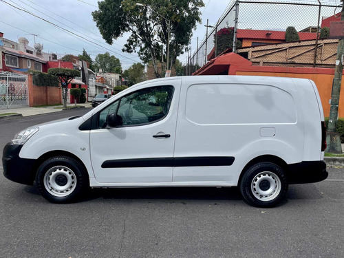 Imagen 4 de 15 de Peugeot Partner 2019 1.6 Hdi Maxi Mt