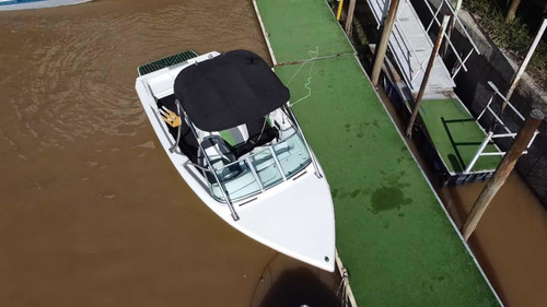 Imagen 3 de 15 de Lancha Wakeboard Super Air Victoria Mastercraft Stalion