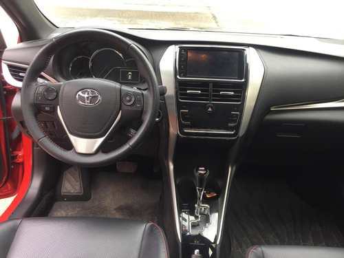 Imagen 9 de 10 de Toyota Yaris S Paco Gr Svt