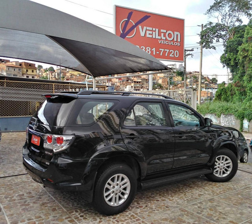 Toyota Hilux Sw4 3.0 Srv 4x4 7 Lugares 16v Turbo