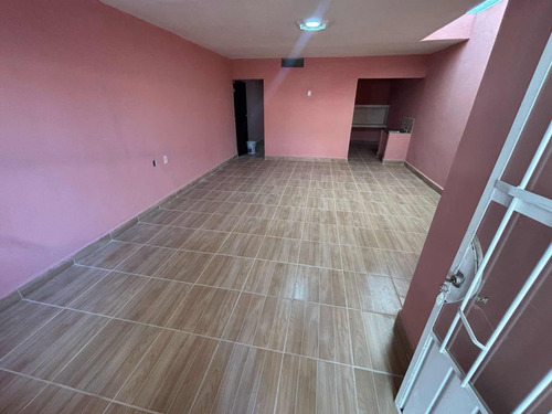 Se Vende Casa De Un Piso En Col. El Rocio