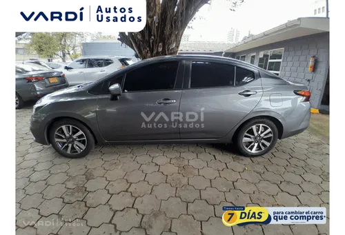 Nissan Versa Advance