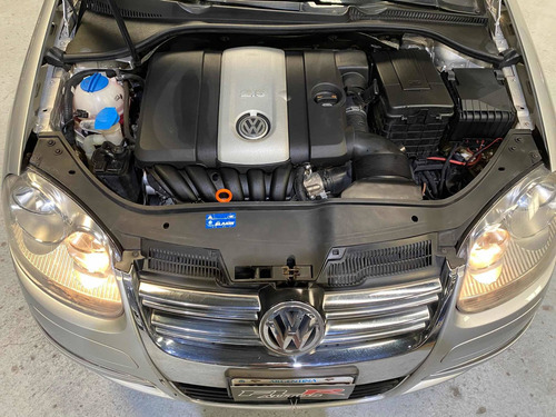 Volkswagen Vento 2.5 Luxury Wood Tiptronc 2007